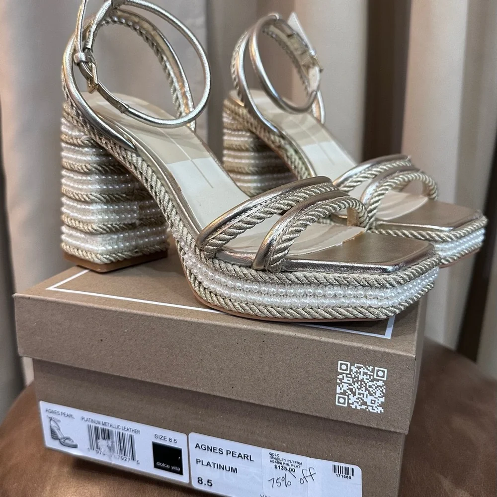 Dolce Vita Women's Agnes Pearl Beaded Platform Dress Sandals NWT size 10 - Picture 10 of 10